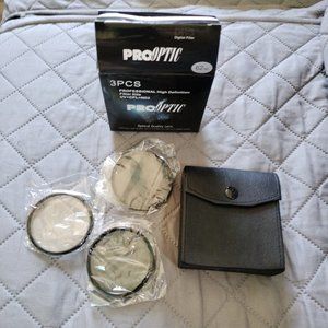 3 Piece Professional High Definition ProOptic 58mm Filter Kits
